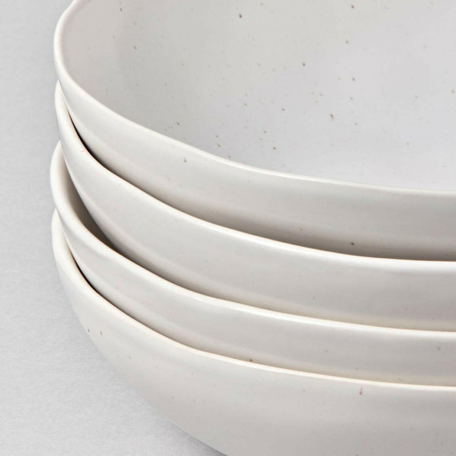 Elegant dinnerware set showcasing refined craftsmanship for sophisticated dining experiences.