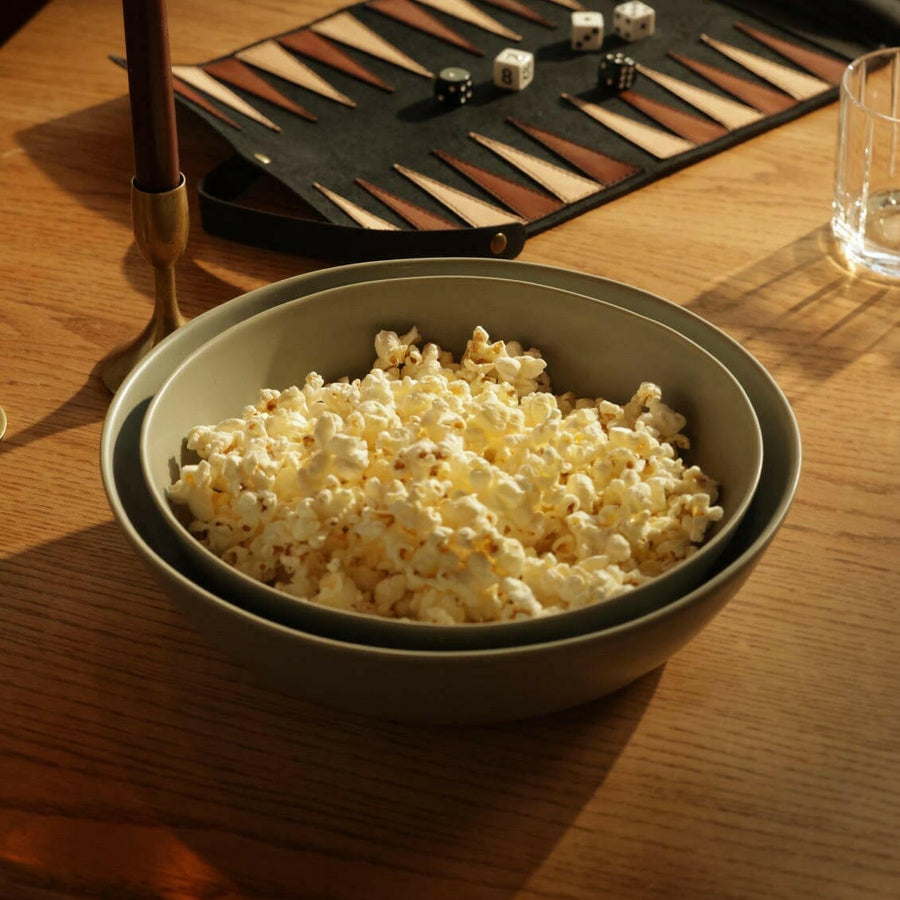Durable serving bowls designed for long-lasting use and elegant food presentation