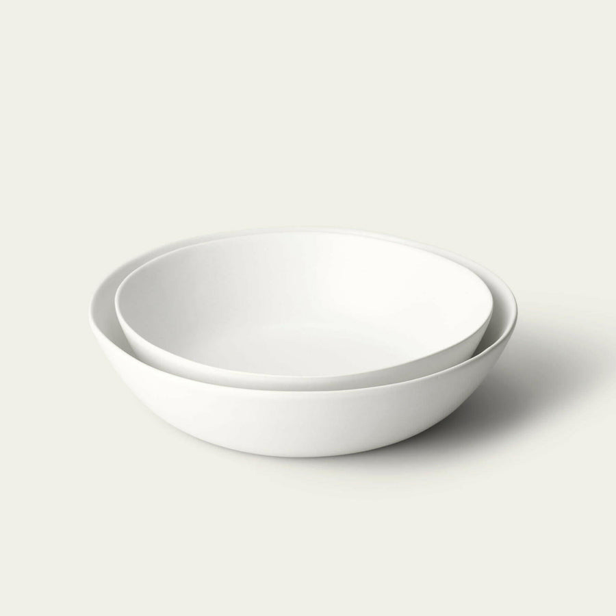 Durable serving bowls designed for long-lasting use and elegant food presentation