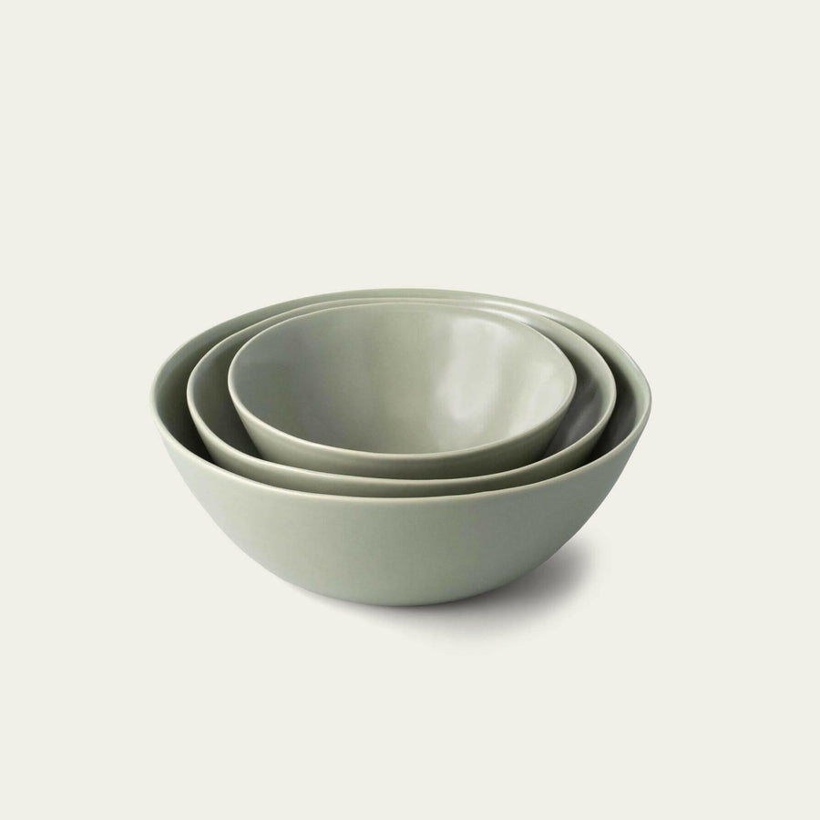 Elegant serving bowls showcasing fine craftsmanship and sophistication for stylish dining occasions.