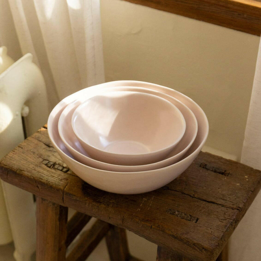 Elegant serving bowls showcasing fine craftsmanship and sophistication for stylish dining occasions.
