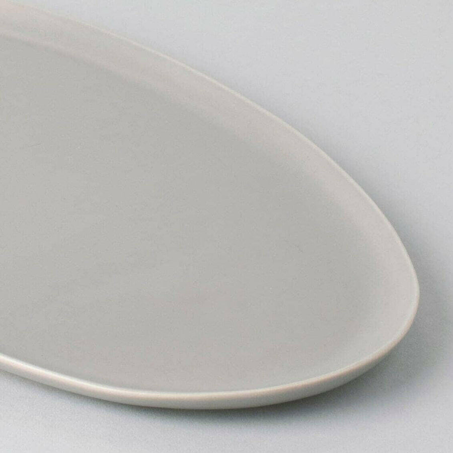 Elegant serving platter showcasing exquisite design, perfect for formal dining and stylish presentation.