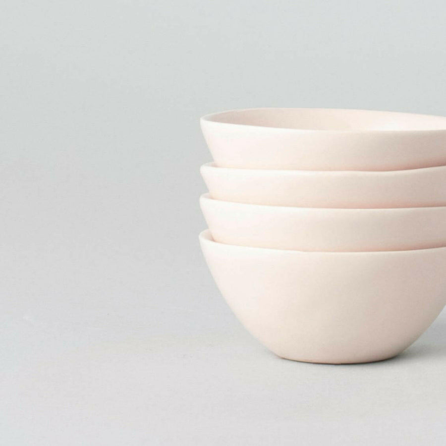 Elegant serving platter showcasing exquisite design, perfect for formal dining and stylish presentation.