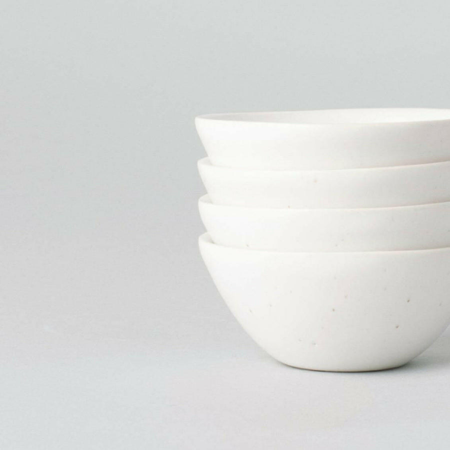 Elegant serving platter showcasing exquisite design, perfect for formal dining and stylish presentation.