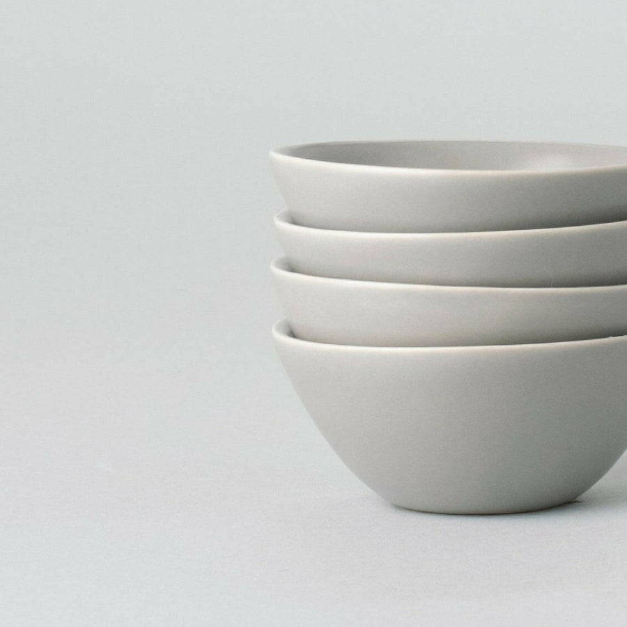 Elegant serving platter showcasing exquisite design, perfect for formal dining and stylish presentation.
