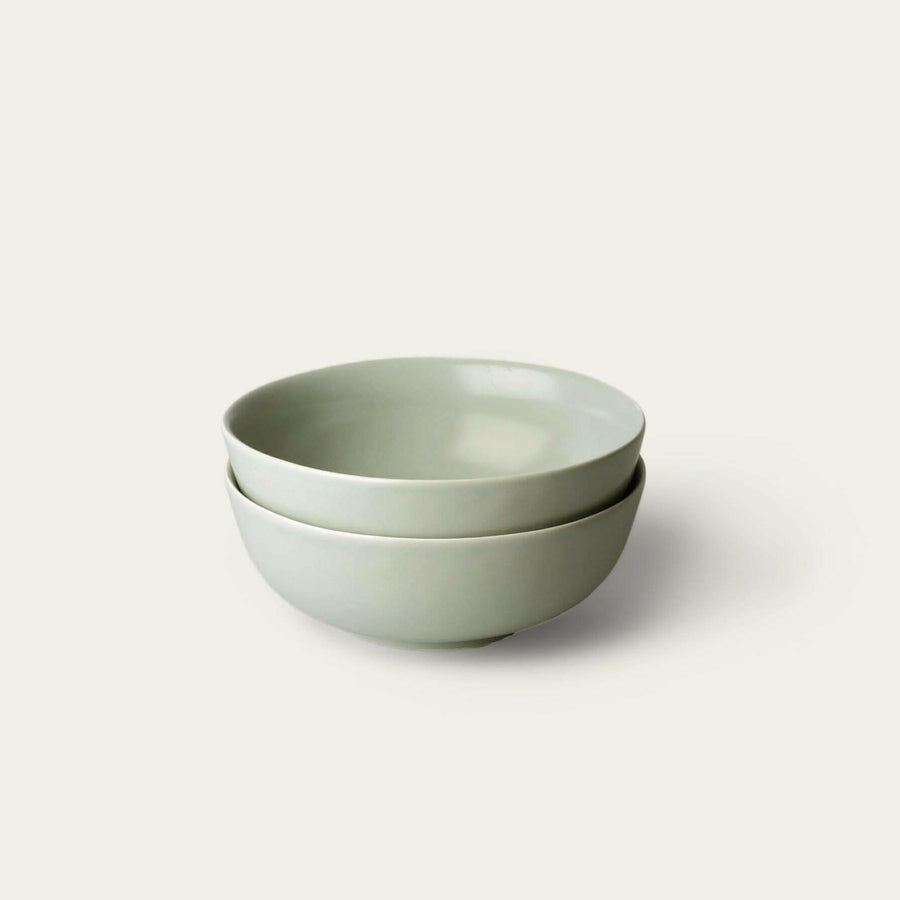 Premium ramen bowls combining stylish design and durable craftsmanship for an exceptional dining experience.